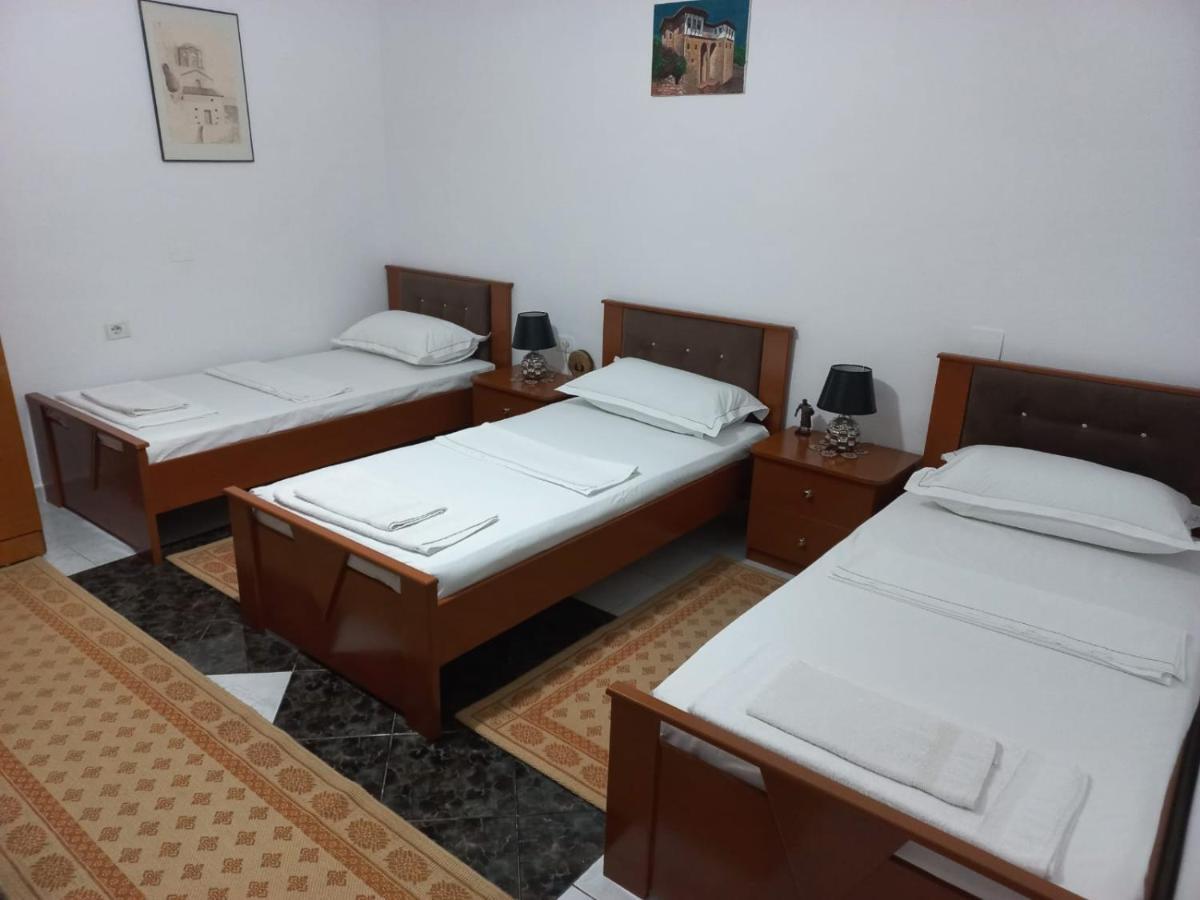 Guest House Bumbli เบราท ห้อง รูปภาพ