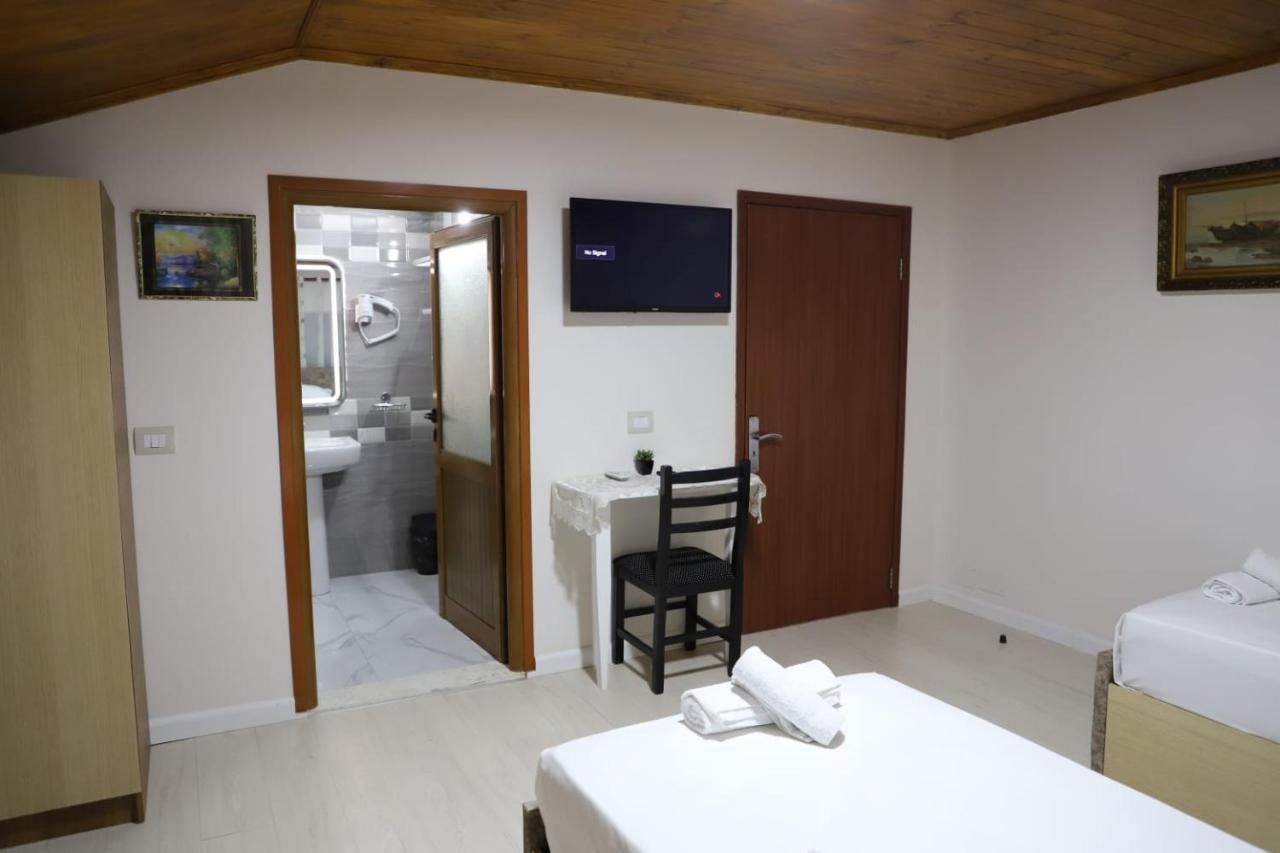 Guest House Bumbli เบราท ภายนอก รูปภาพ