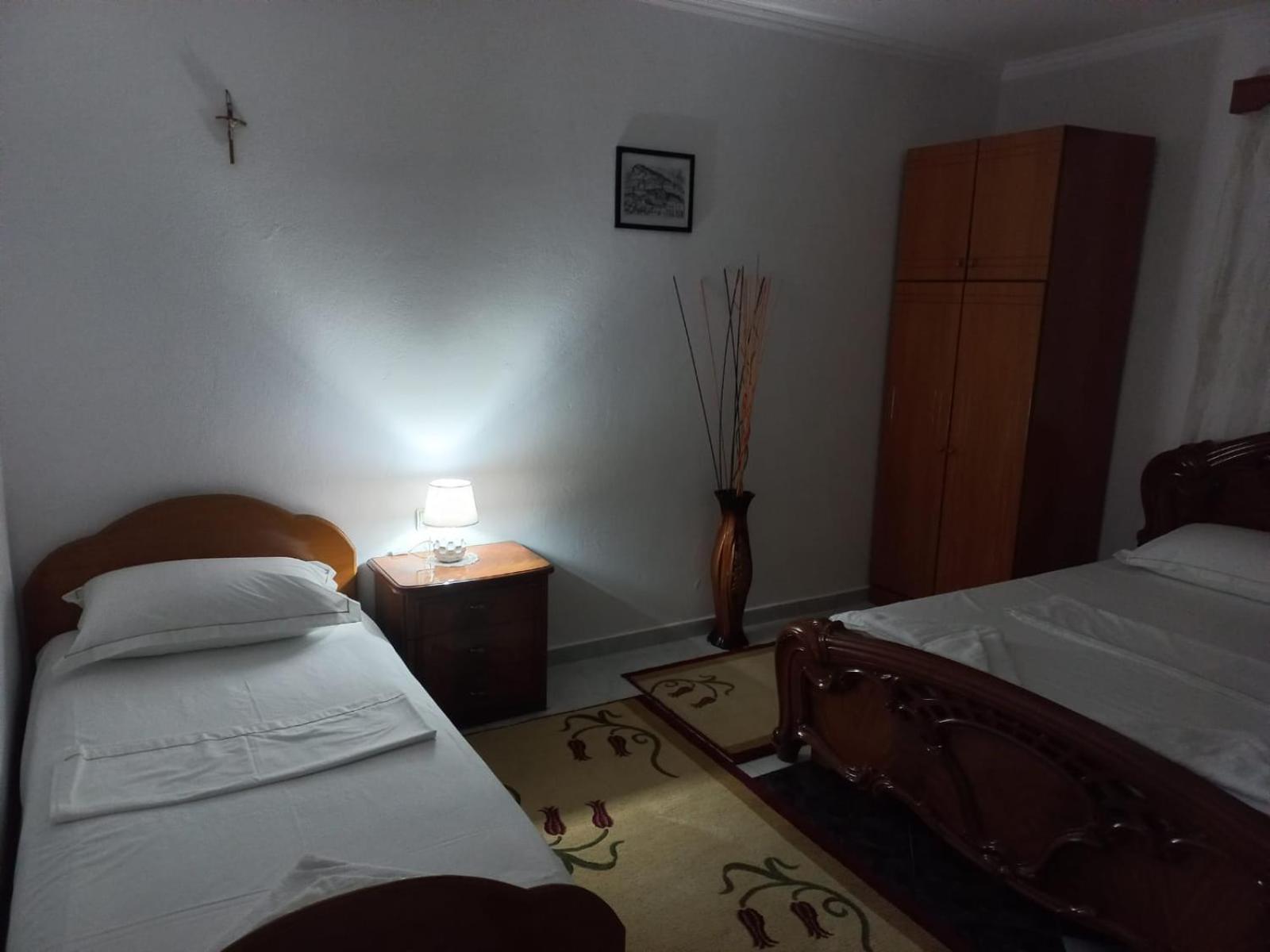 Guest House Bumbli เบราท ห้อง รูปภาพ