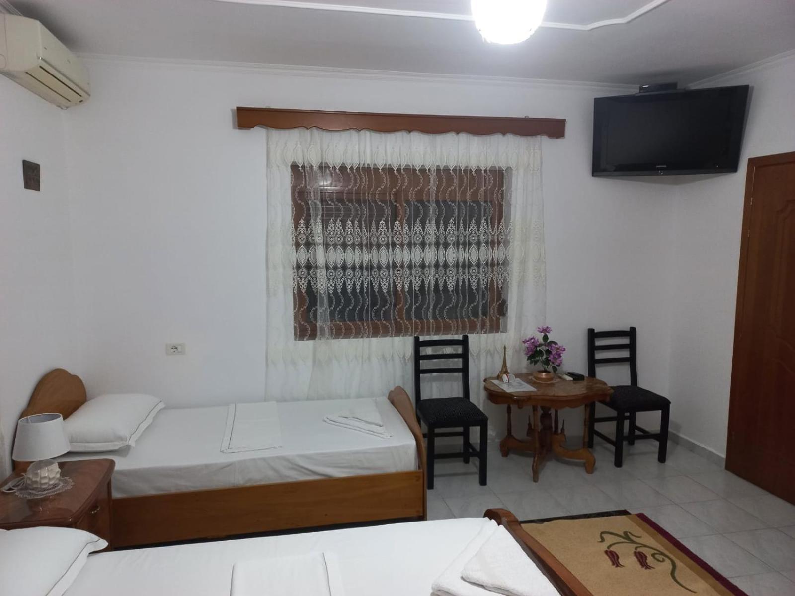 Guest House Bumbli เบราท ห้อง รูปภาพ