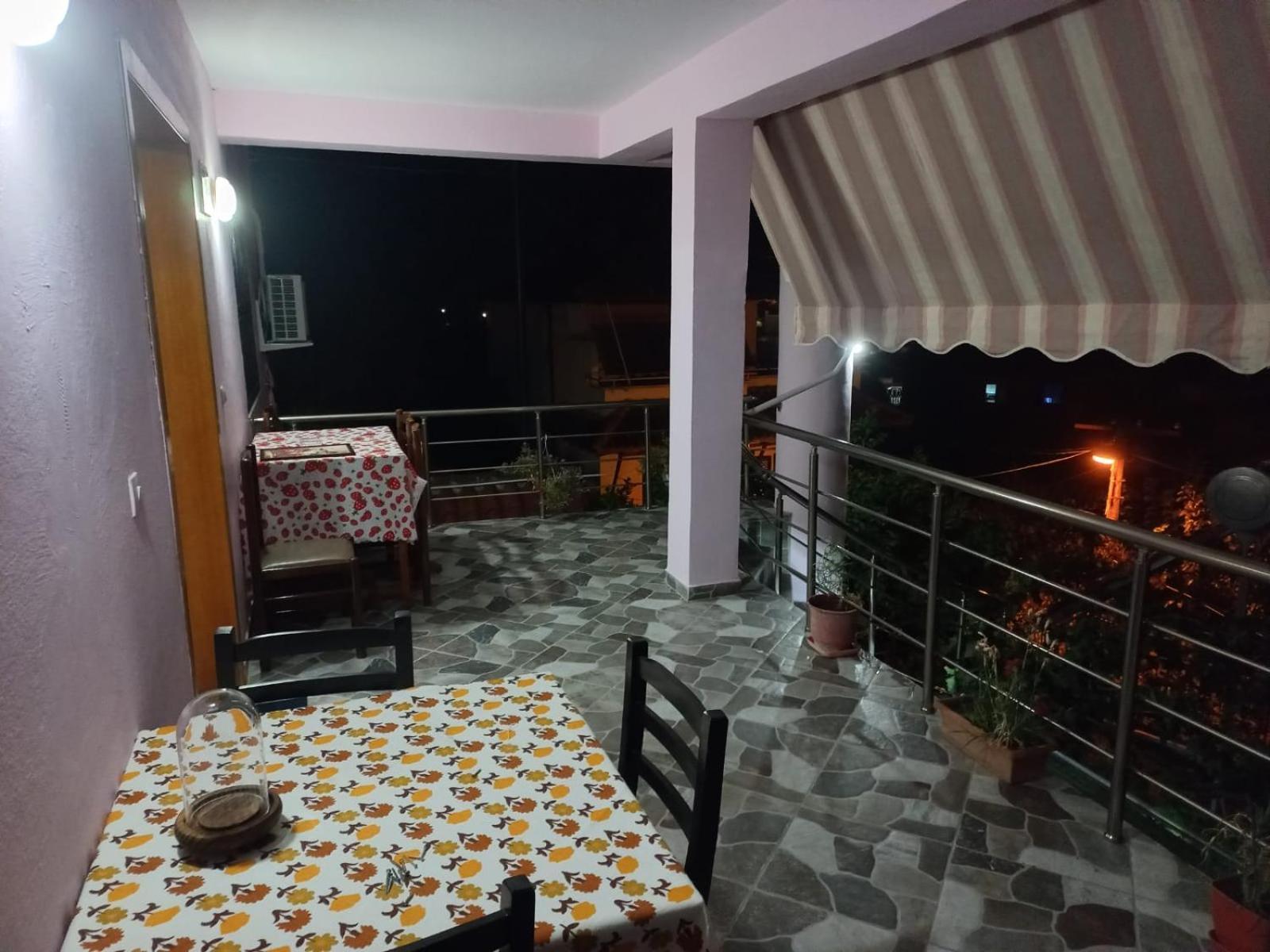Guest House Bumbli เบราท ห้อง รูปภาพ